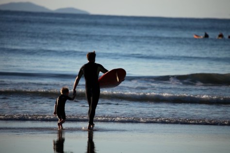 father-and-child-surfing-2