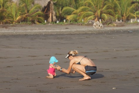 holly sandy luna crawl 4