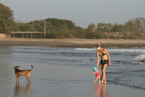 holly sandy luna walk at water